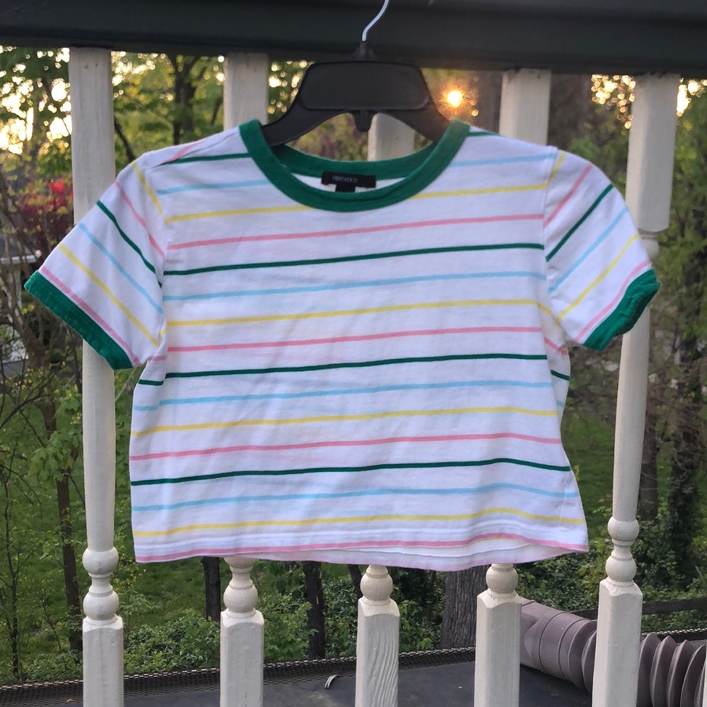 Forever 21 short sleeve, crop top S